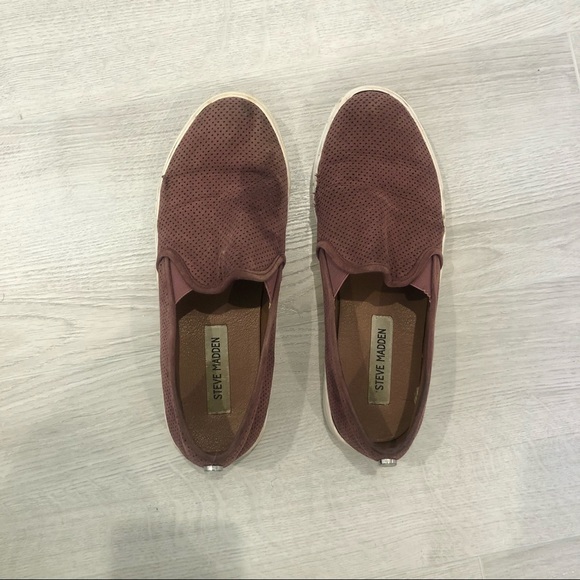 Steve Madden Mauve Slip Ons - Picture 2 of 7